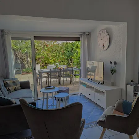 Sol-y-days Grau Village, Superbe Maison De Avec 3 Et Un Bel Espace Exterieur Amenage Tatil Evi Le Grau-du-Roi